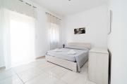 Ermes Deluxe Apartment - lungomare - Baia Verde - Lido - by Click Salento