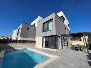 Seaview Villa Amy - Private Pool, Sauna & Jacuzzi