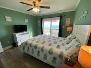 Top Emerald Isle