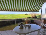 Appartement duplex face mer avec piscine, quartier Golf, 2 chambres, 2 salles deau, parking privé - FR-1-323-513