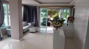 Top Prathai