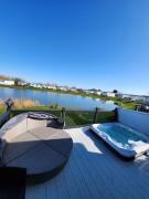 Pinewood Retreat 37 Fishing lake with Hot tub The Grange Mablethorpe