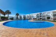 Sun Lovers Altura T1 Pool & Balcony Sun Lovers Altura T1 Pool & Balcony