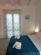 F&M RELAX ROOM NOTO MARINA