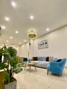 5Bedroom Villa close to the sea with a Lake view