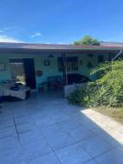 Casa com piscina a 500 metros da praia