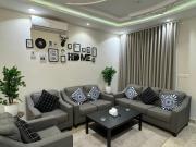 شقة فاخرة غرفتين وصالة ارضية و مدخل مستقل النرجس 11