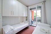 Spacious and bright new flat with garden