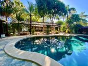 Curiol Boutique Hotel & Lounge