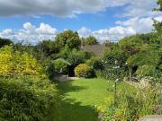 Sweet Modern Country Cottage with Garden