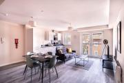 Modern & Stylish 2 Bed Apartment in Manchester