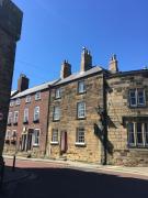 Castle Retreat - luxury apartment opposite Alnwick Castle