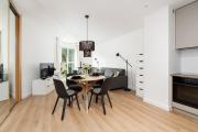 Cozy Black & White Studio in City Center with FREE GARAGE Poznań by Renters