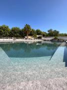 Bungalow charmant à Agde avec piscine partagée Bungalow charmant à Agde avec piscine partagée