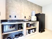 001 - Apto monoambiente em residencial com piscina na praia de Bombas