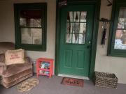 Private Mtn Love Shack w fast wifi, BBQ & view