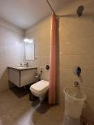 Hotel Shri Radha Nikunj - Opposite Prem Mandir