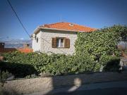 Apartments with a parking space Postira, Brac - 22201