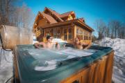 Private Hot Tub Sauna Indoor pool ski Monopoly