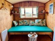 Miners_meadow self contained Shepherds hut