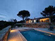 Villa "Lélégante" avec vue imprenable