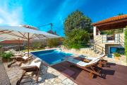 Villa Platanus with Private Pool Sea View