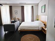 Magnet Residence Condo 2 self check in