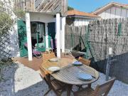 Appartement cosy, 4 pers, proche plages et centre, BBQ, parking, Wifi inclus - FR-1-239-943