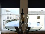 Cross Street Apartment