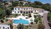 Prestigieuse villa vue 180° sur le golfe St Tropez - Villa Mackenzie