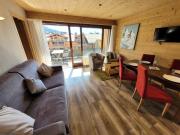 Appartement rénové, au pied des pistes avec parking inclus - FR-1-598-136