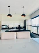 Lindíssimo apartamento vista mar 600m da praia