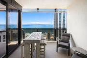 Surfers Paradise - Stunning Views & Resort Luxuries Sleeps 10 - Optimise BNB
