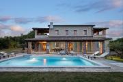 Rustic Villa Calluna with a pool in Istria