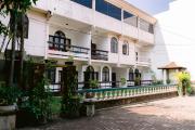 Romantic garden hotel