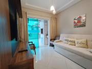 AR-001 Amplio Dpto con patio privado excelente ubicación céntrica