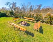 Holiday Home Vegas - HOUSE AND GARTEN FOR EXCLUSIVE USE