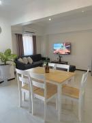 Airport Layover Loft Condo by A&C
