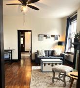 2nd floor cozy, central spot, pets welcome