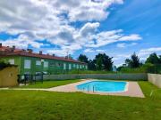 Apartamento con jardín y piscina junto a la playa