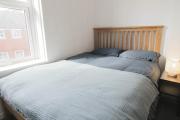 Spacious 1 Bedroom Central Flat
