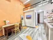 Stylish-Modern-Lakeside apartment