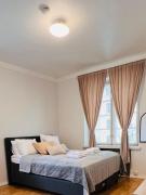 Your Chic Vibrant Airbnb