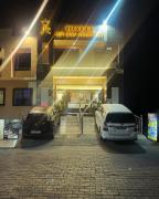 Hotel Maa Chintpurni International