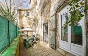 Lovely Apartment In Nîmes With Wifi Lovely Apartment In Nîmes With Wifi