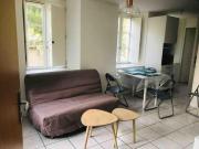 Bel appart t2 lumineux avec terrasse hyper centre.