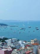 The base一居室边上海滩，商场步行街