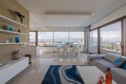 Luxury PH with rooftop pool in Mellieha by Homely