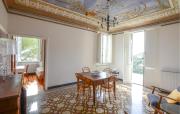 3 Bedroom Amazing Apartment In Zoagli