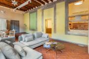 Piazza Pitti - Luxury Apartment -Town Center
